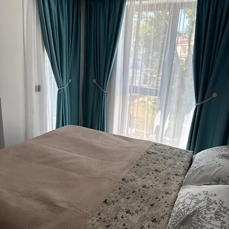 Sea 9 סאני ביץ'